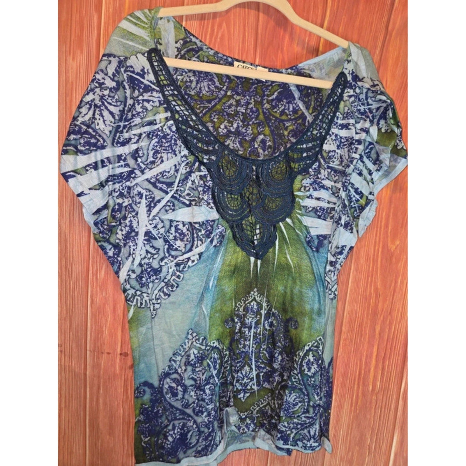 Cato Blue Green Medallion Crochet Bib Dolman Sleeve Top 26/28W Plus