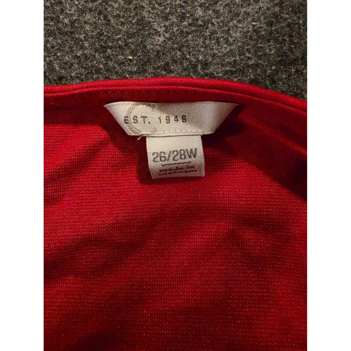 Cato Women’s 26/28W Red 3/4 Sleeve Keyhole Top with Grommet Hardware
