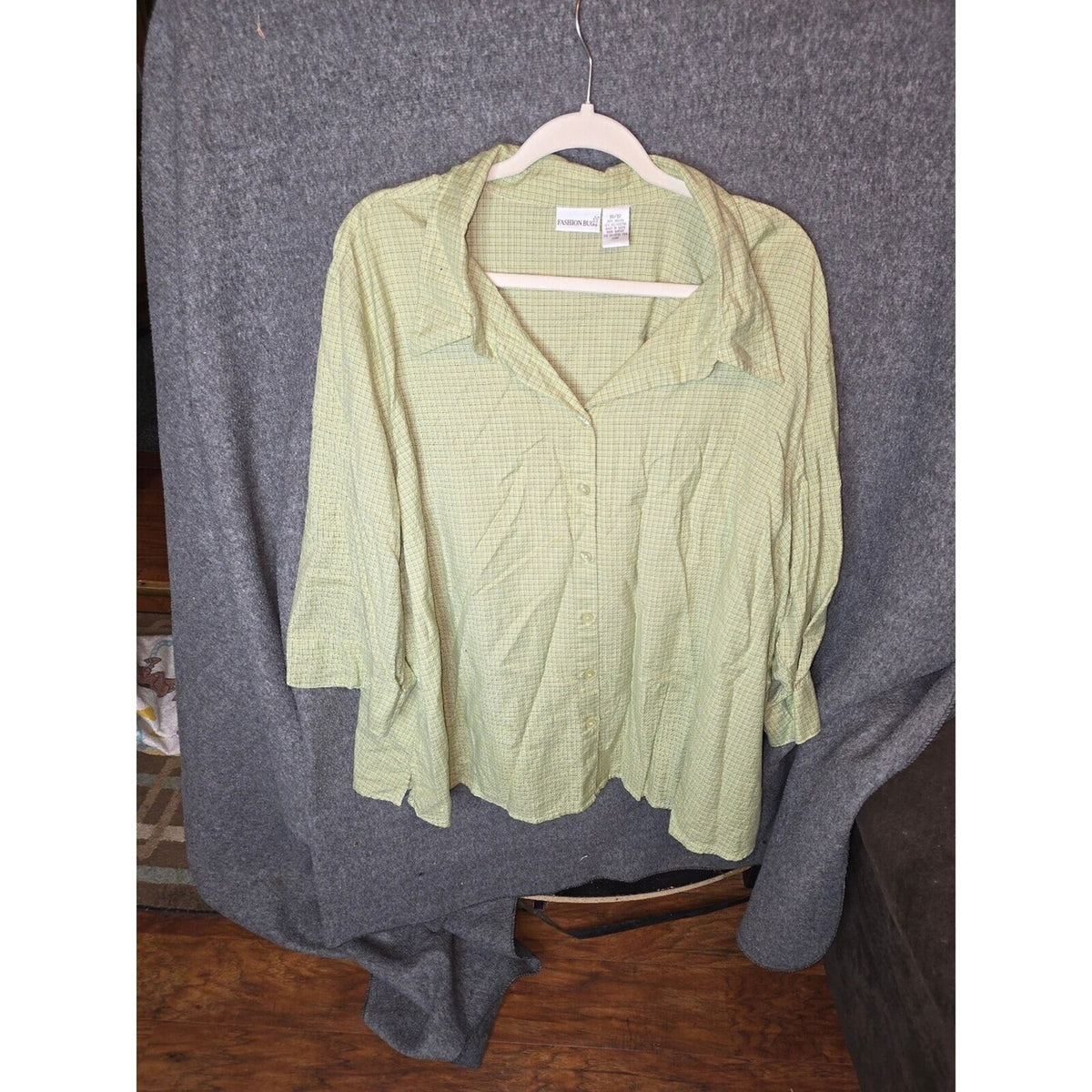 Fashion Bug Green Checkered Button-Up Shirt Size 30/32
