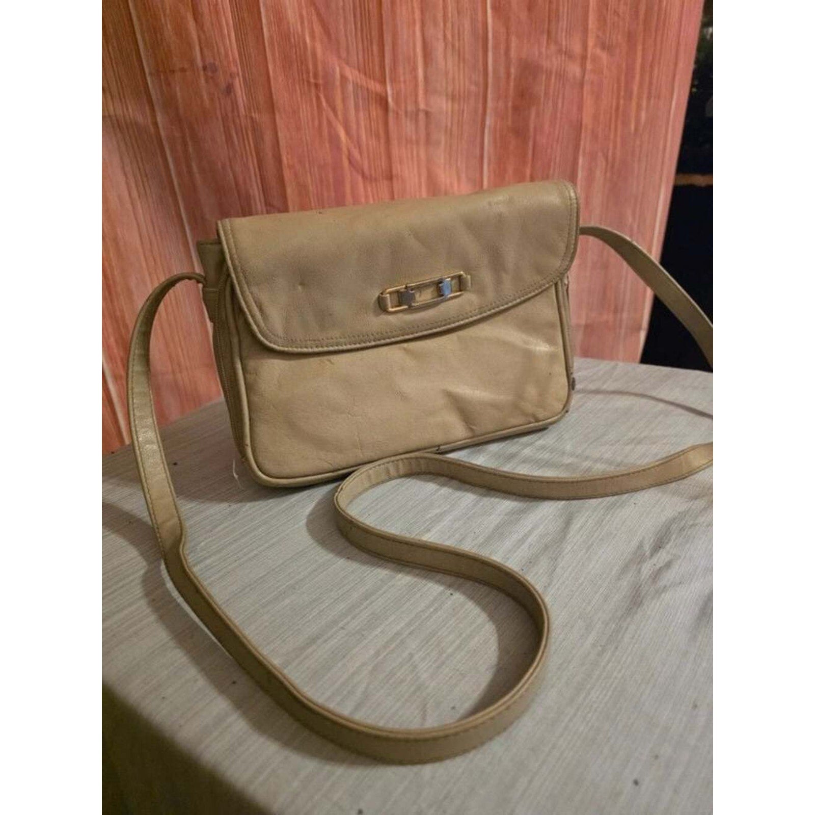 Vintage Jaclyn Smith Beige Crossbody Organizer Bag - 80s/90s Retro Wallet Purse