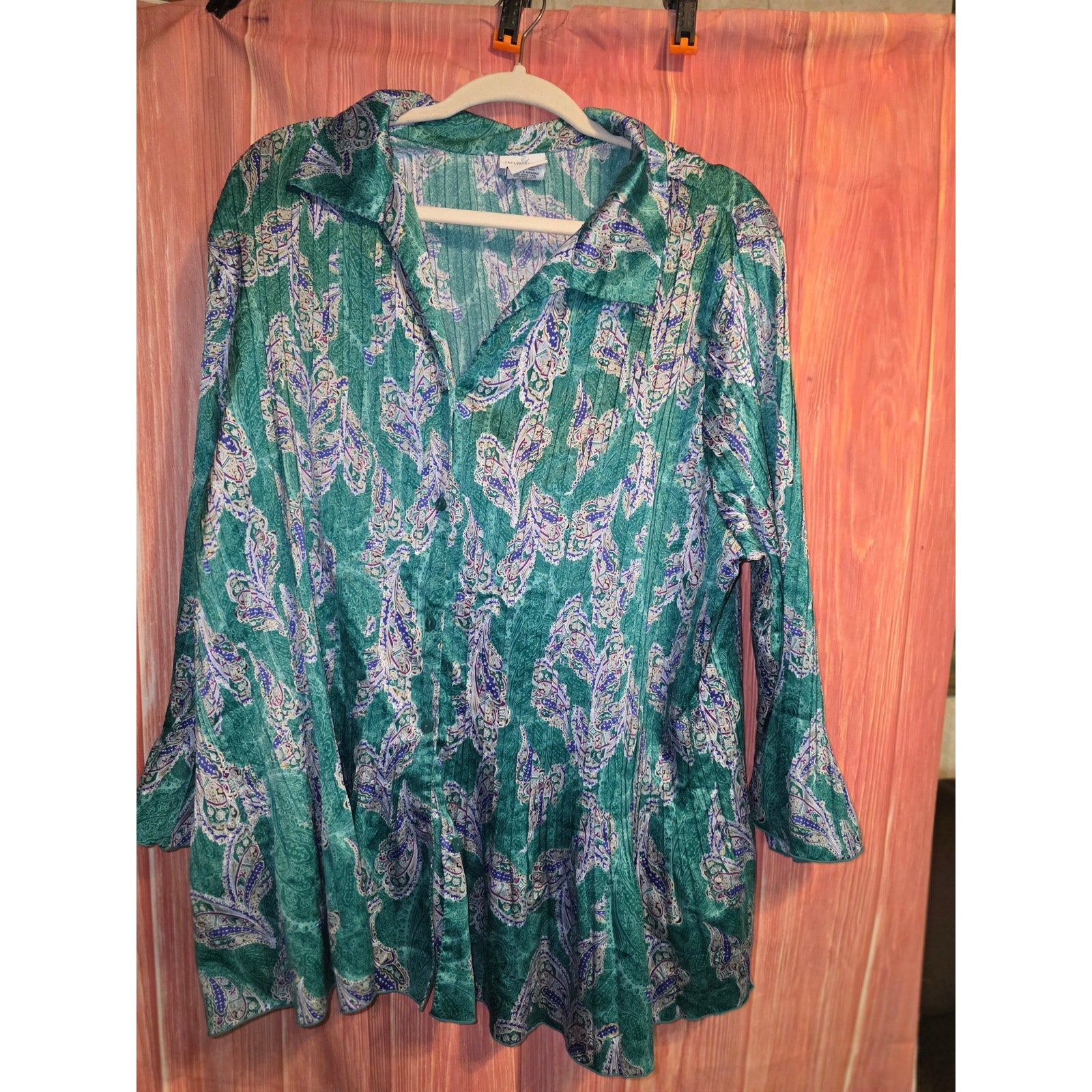 Jaclyn Smith Womens 3X Green Paisley Plisse Textured Satin Button Shirt Blouse