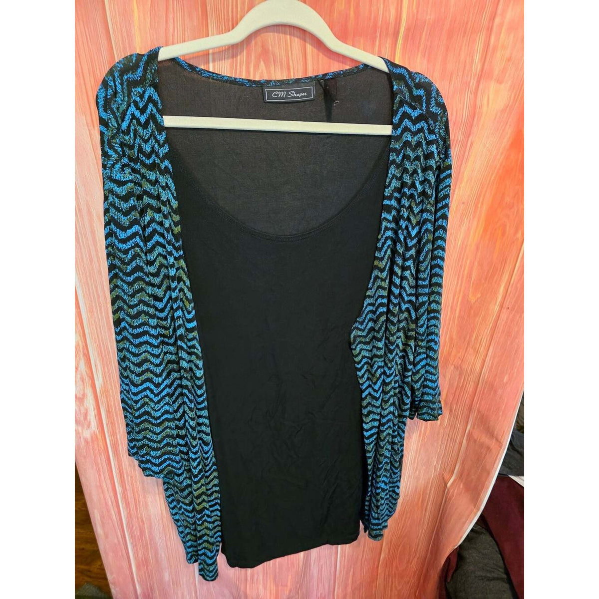CM Shapes Women's Blue And Black Geometric Chevron Open Front Shrug Cardigan Top