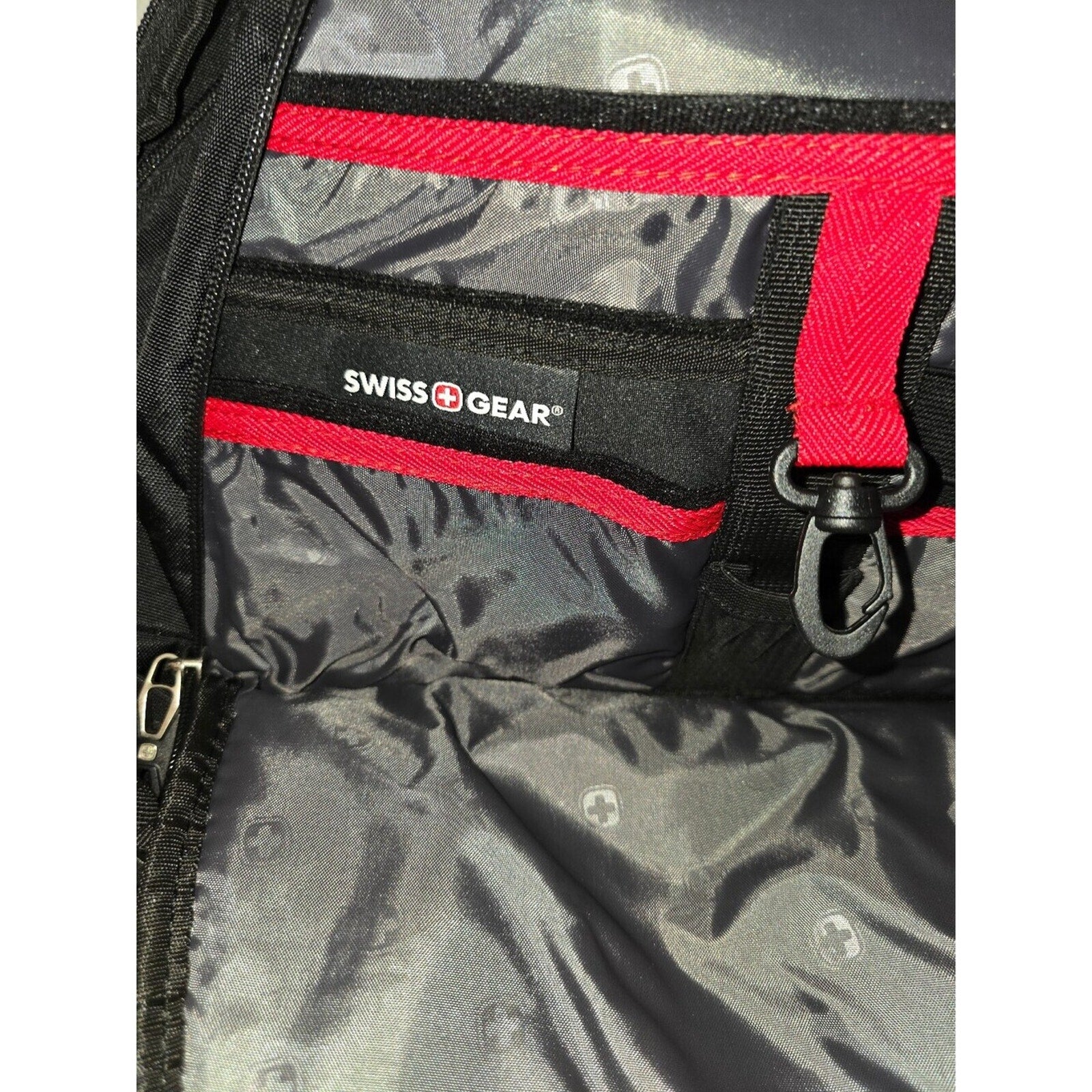 SwissGear black backpack