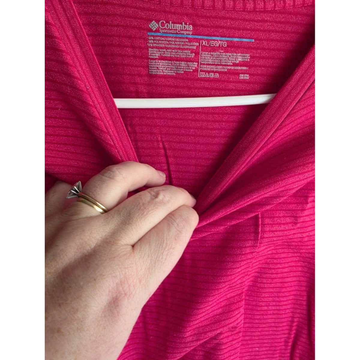 Columbia Sportswear Mens Size XL Raspberry Pink Striped Outdoor Active T-Shirt