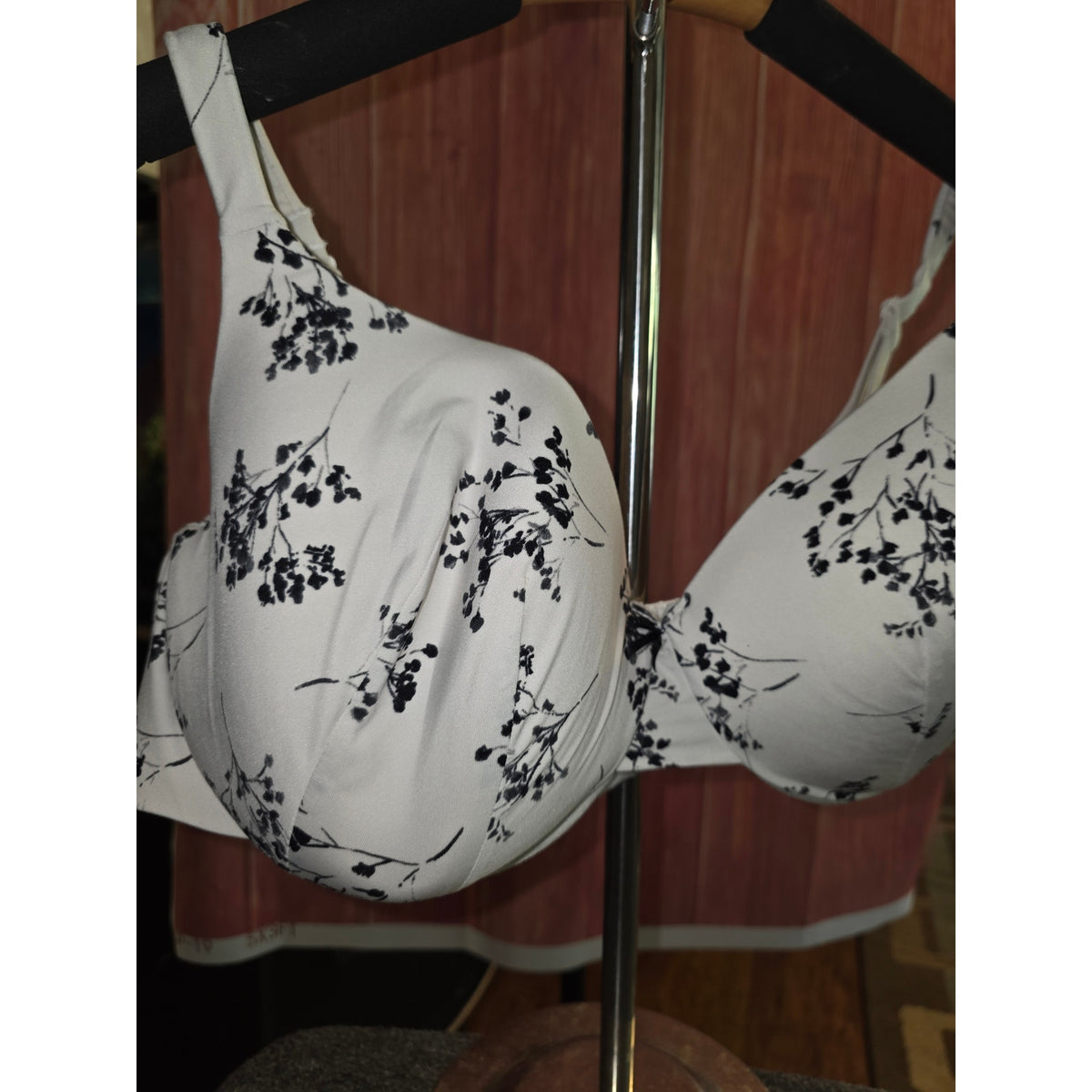 Cacique Lane Bryant Lightly Lined Full Coverage Bra 46C White Black Floral