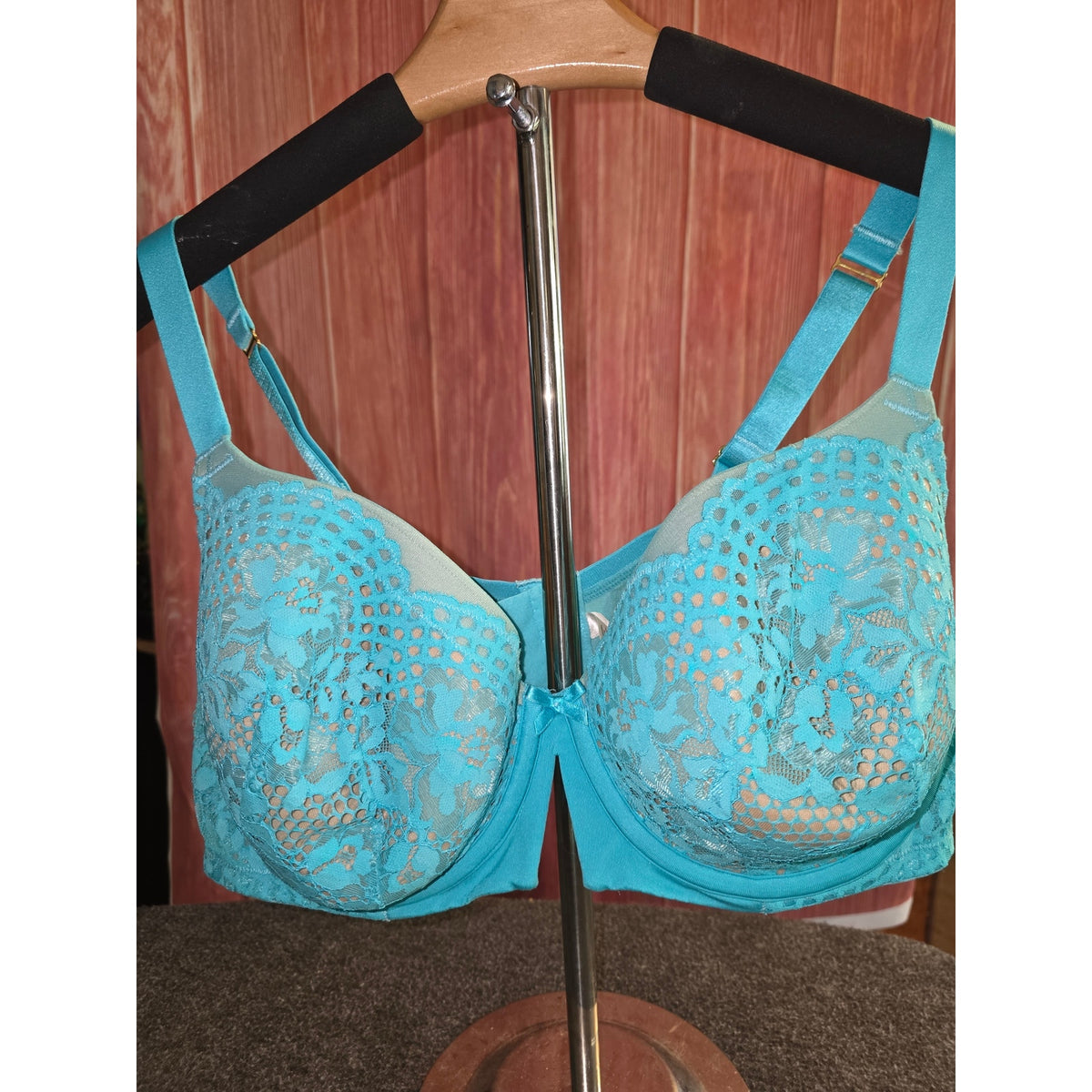 Cacique Lane Bryant Turquoise Lace Balconette Bra 46C (MSRP $55)