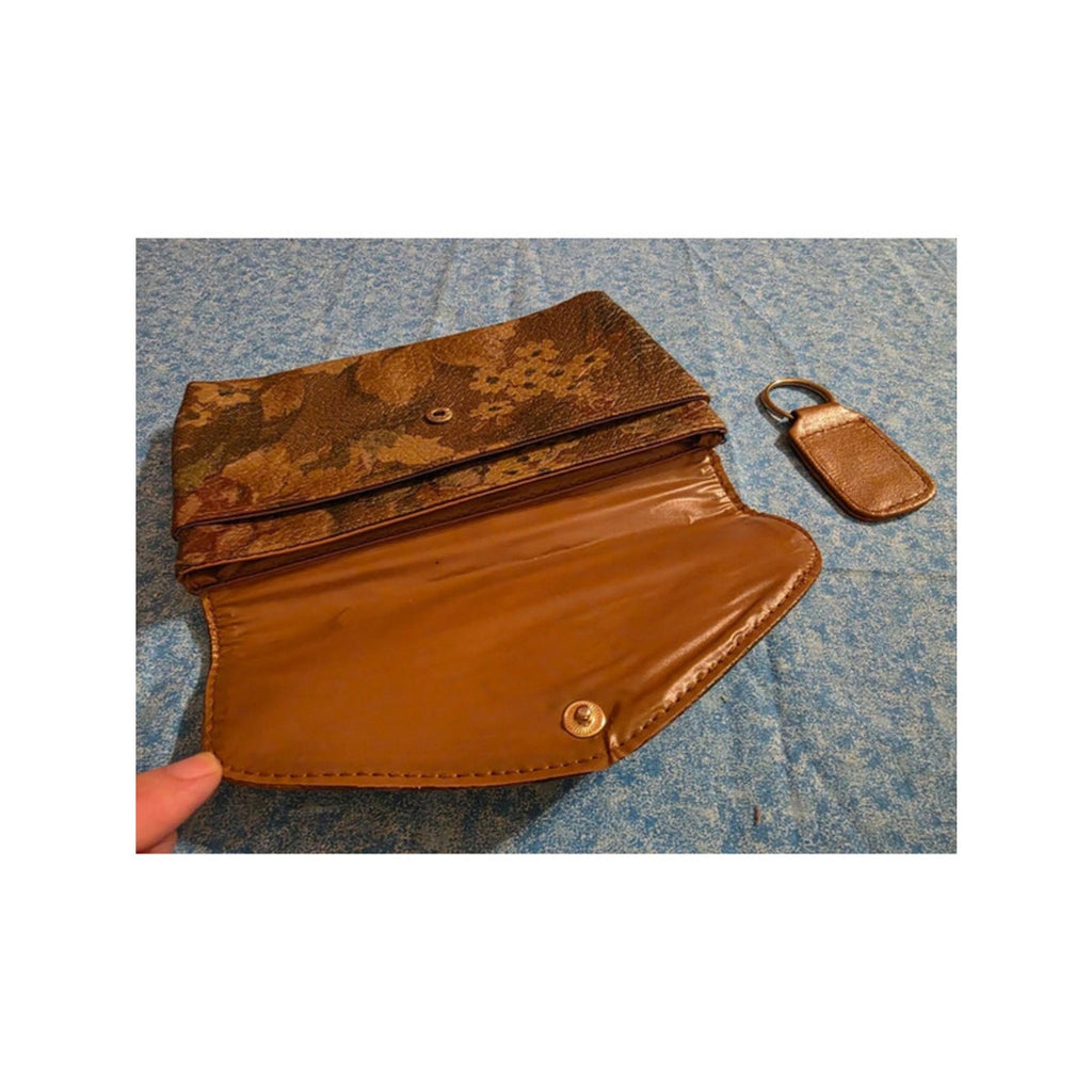 Vintage Floral Embossed Faux Leather Clutch Wallet Matching Keychain Set