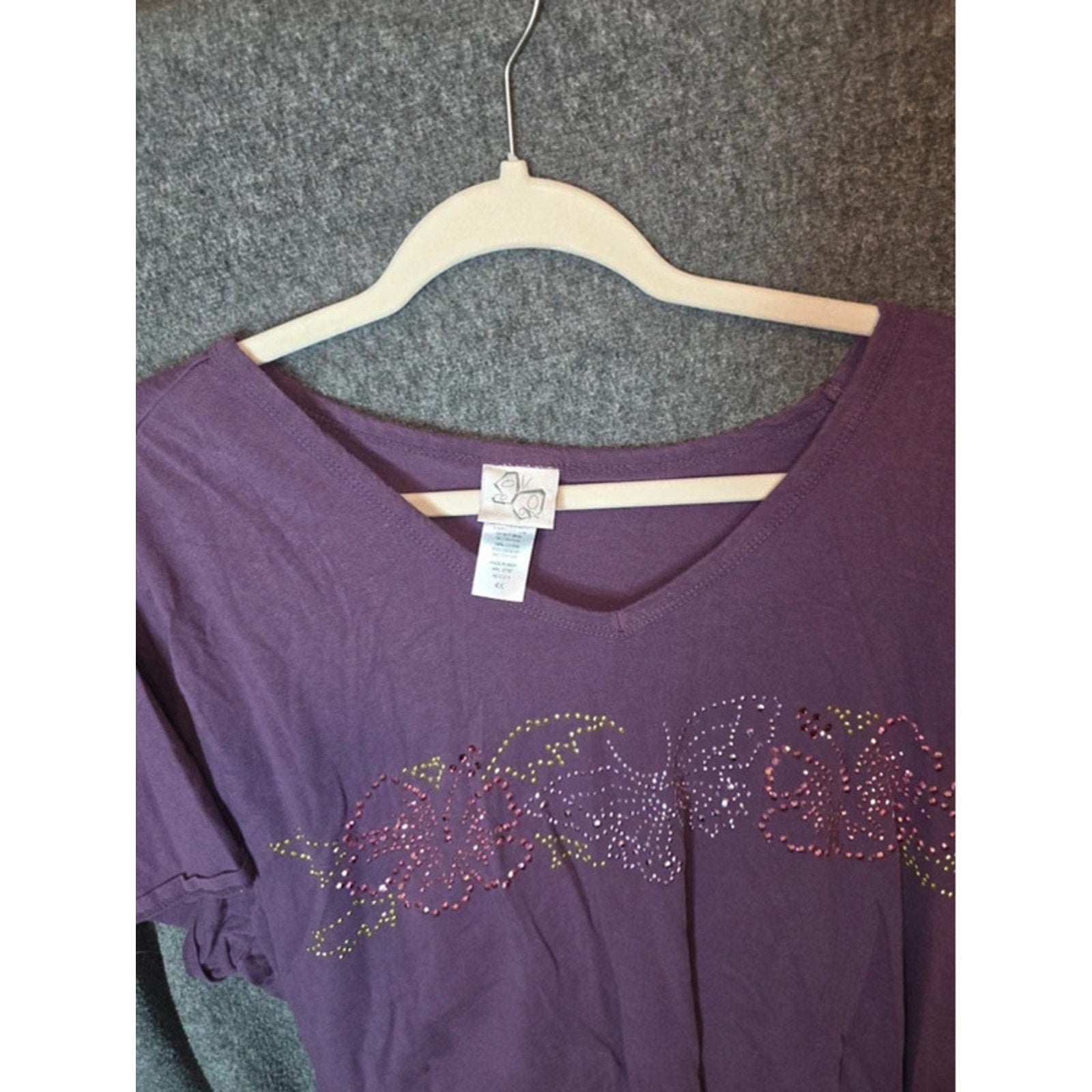 Purple V-Neck Short Sleeve Top with Butterfly Rhinestone Design