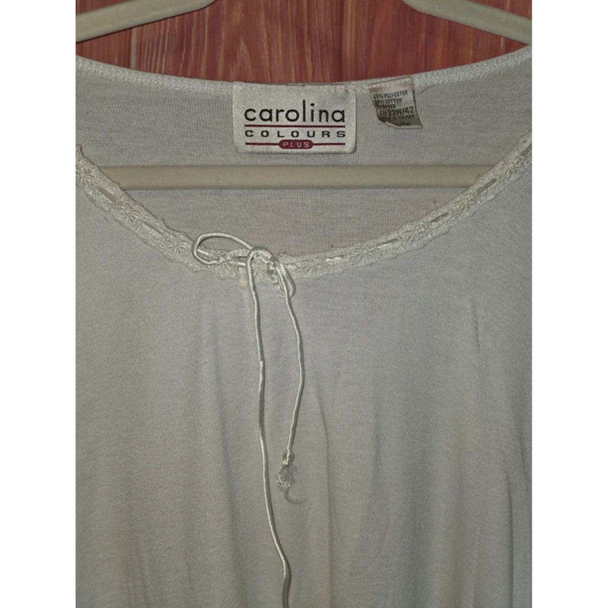 Carolina Colours Plus White Lace Trim Tie Neck Lettuce Hem Top 22W/42