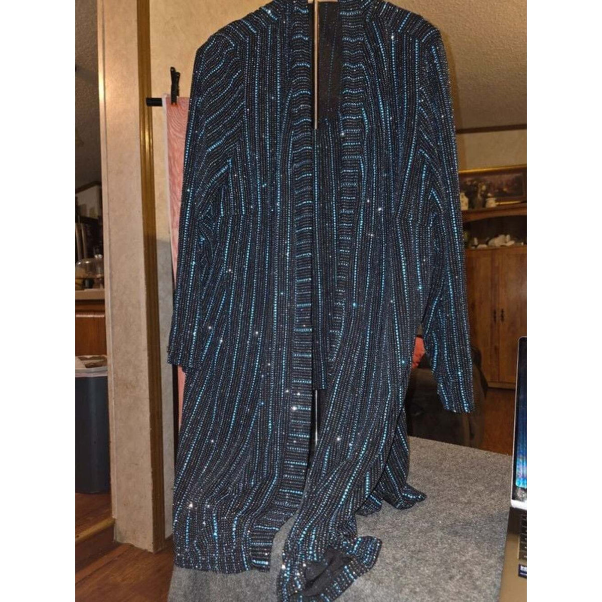 Onyx Nite Women’s 3X Black & Blue Glitter Sparkle Twin Set - 2Pc Layered Blouse