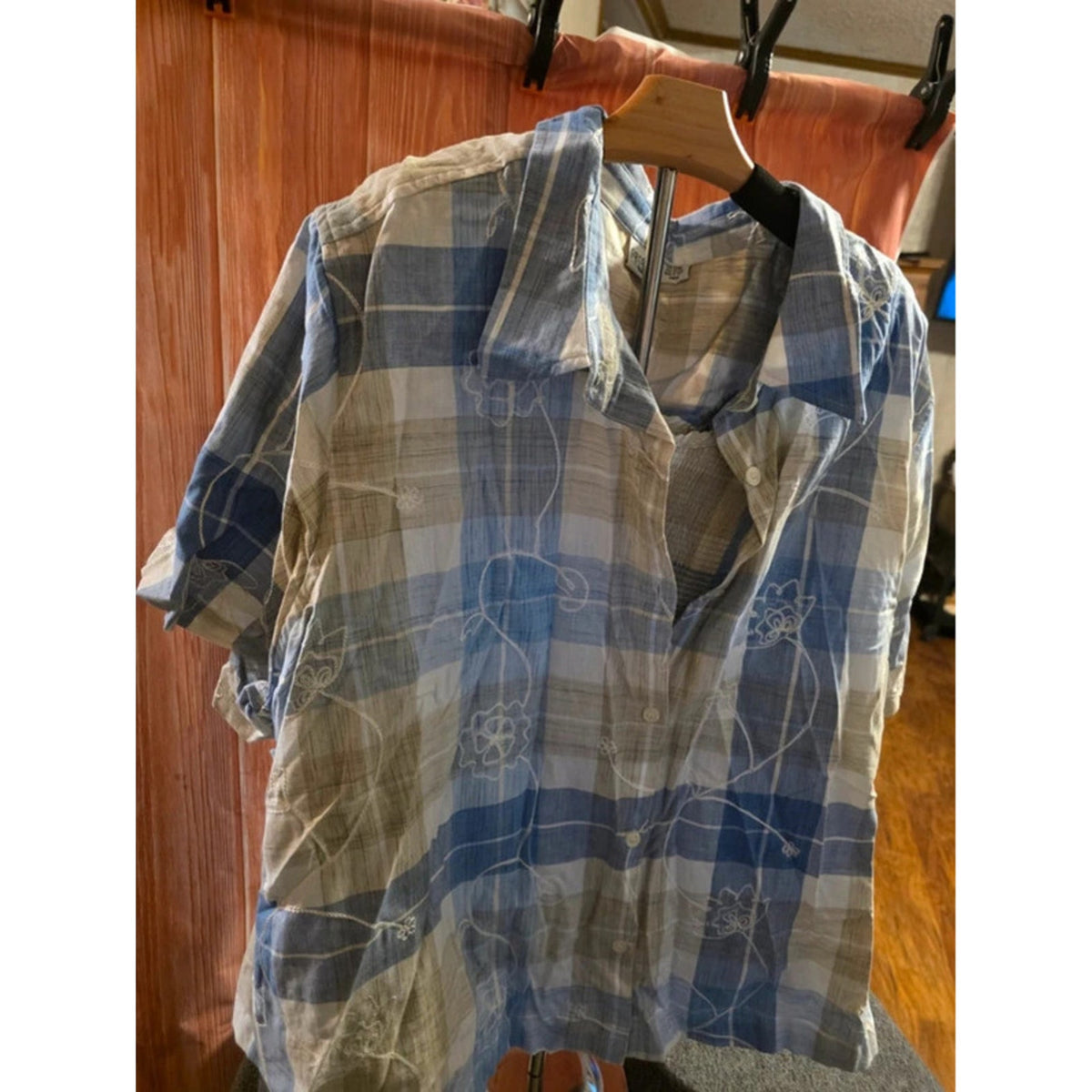 Carolina Colours Plus Women’s 28W 2-Piece Plaid & Floral Embroidered Shirt Set