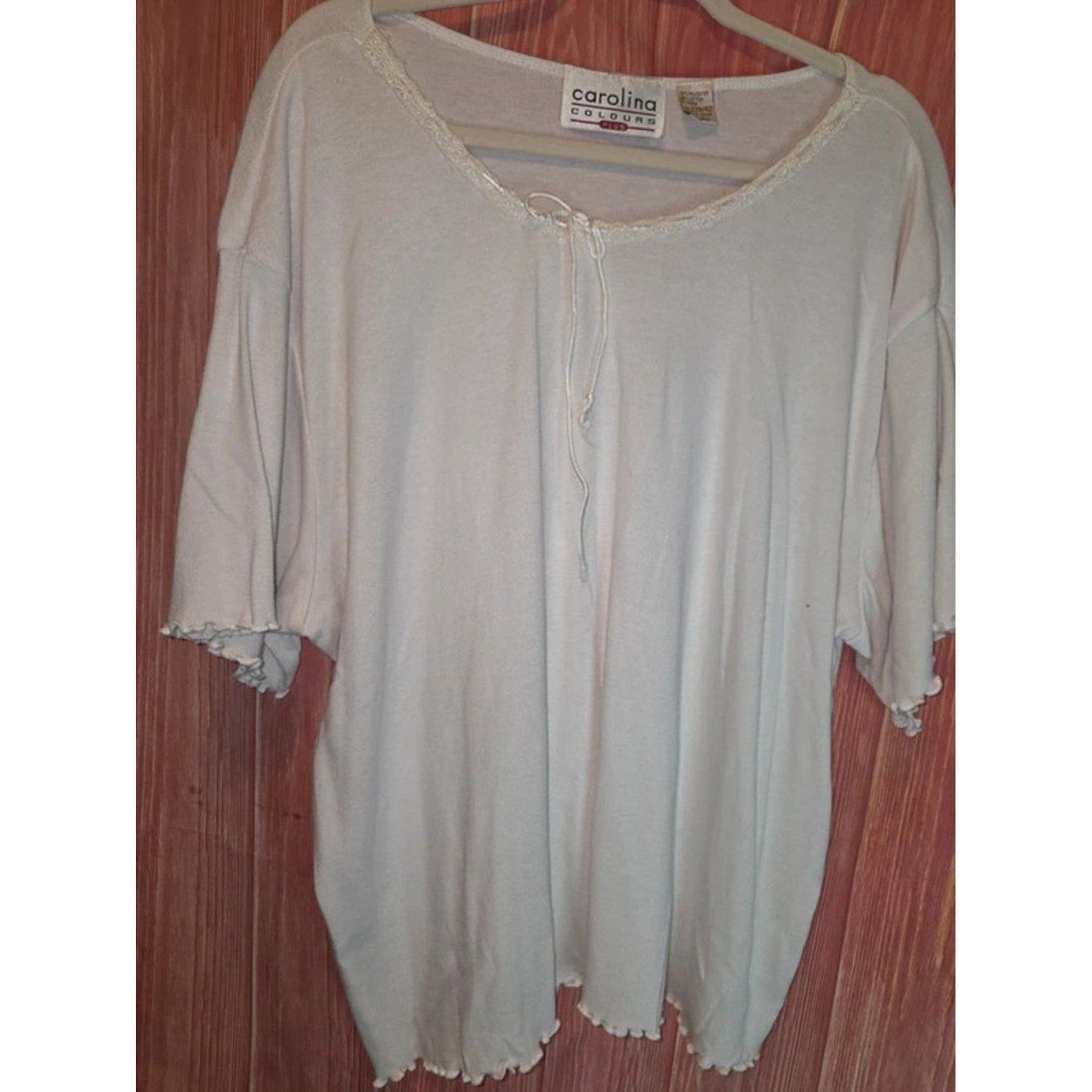 Carolina Colours Plus White Lace Trim Tie Neck Lettuce Hem Top 22W/42