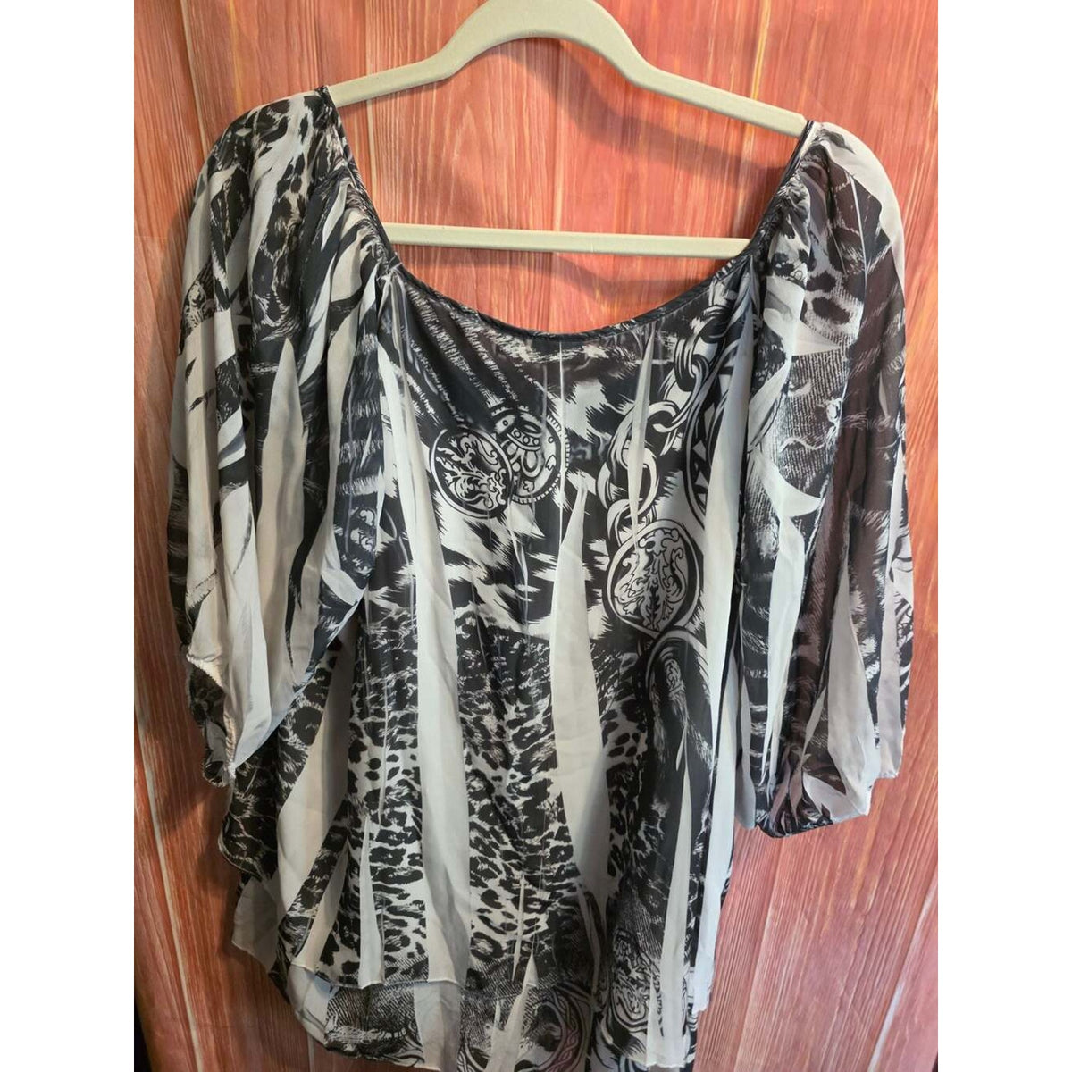 Cato Woman Black and White Abstract Print Layered Sheer Blouse Size 26/28W