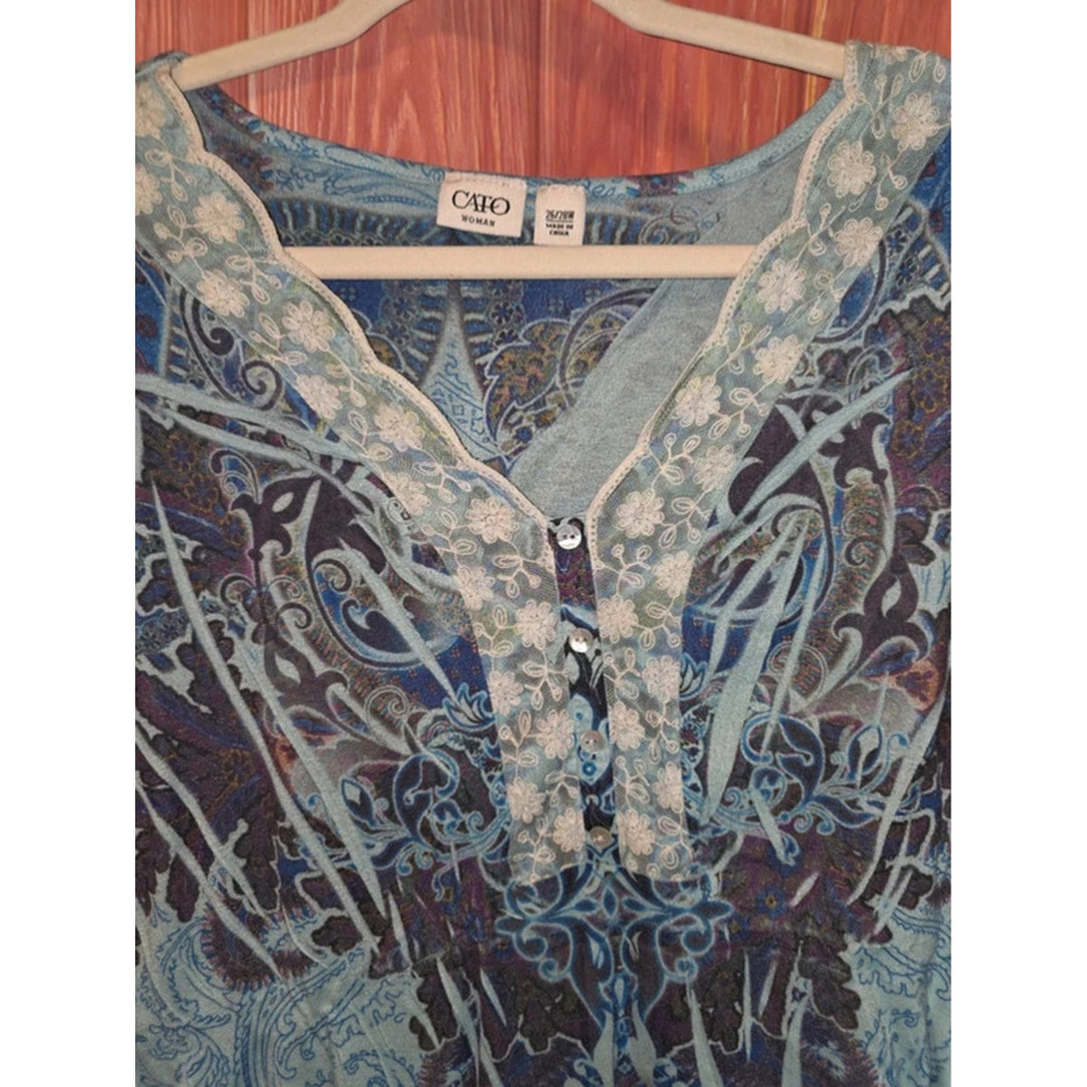 Cato Woman Teal Blue Paisley Henley Lace Trim Short Sleeve Top 26/28W