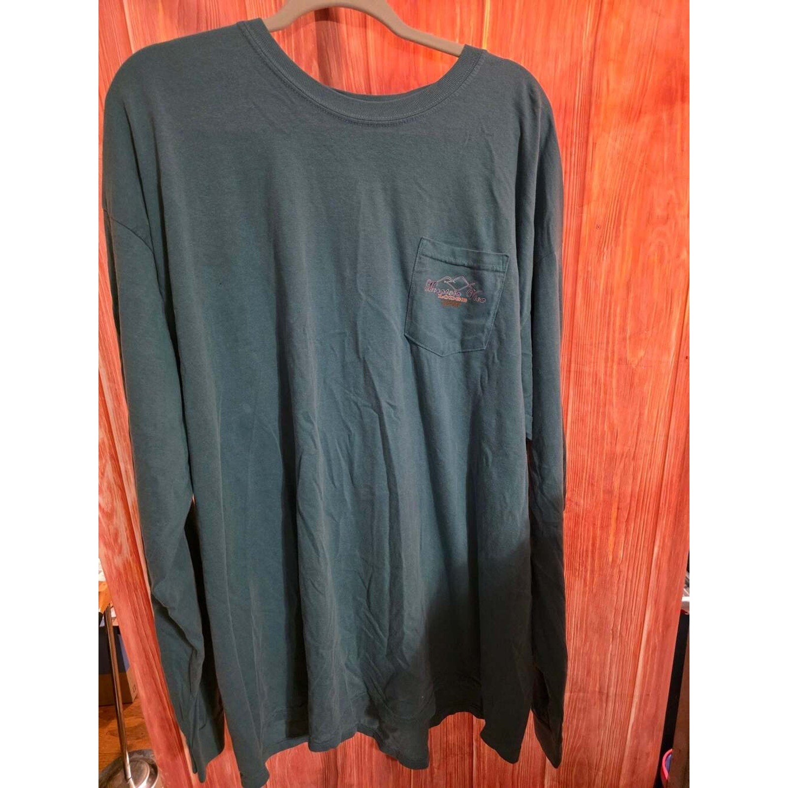 Comfort Colors Mountain View Lodge St. Paul Virginia Long Sleeve Pocket Tee Size